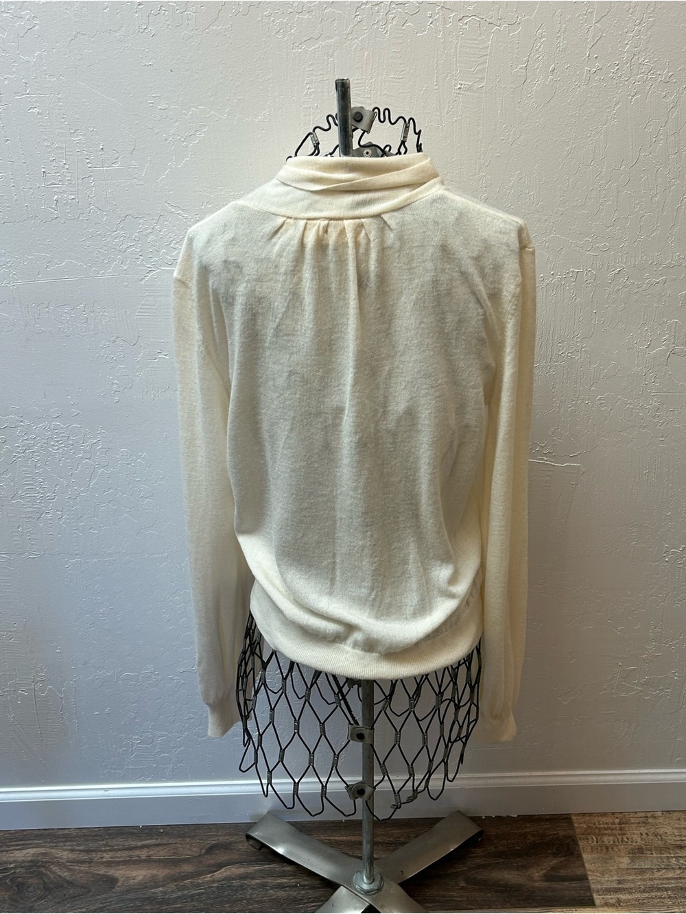 Anthropologie Moulinette Soeurs Ivory Bow Neck Sweater Top Women’s Medium - Picture 5 of 6